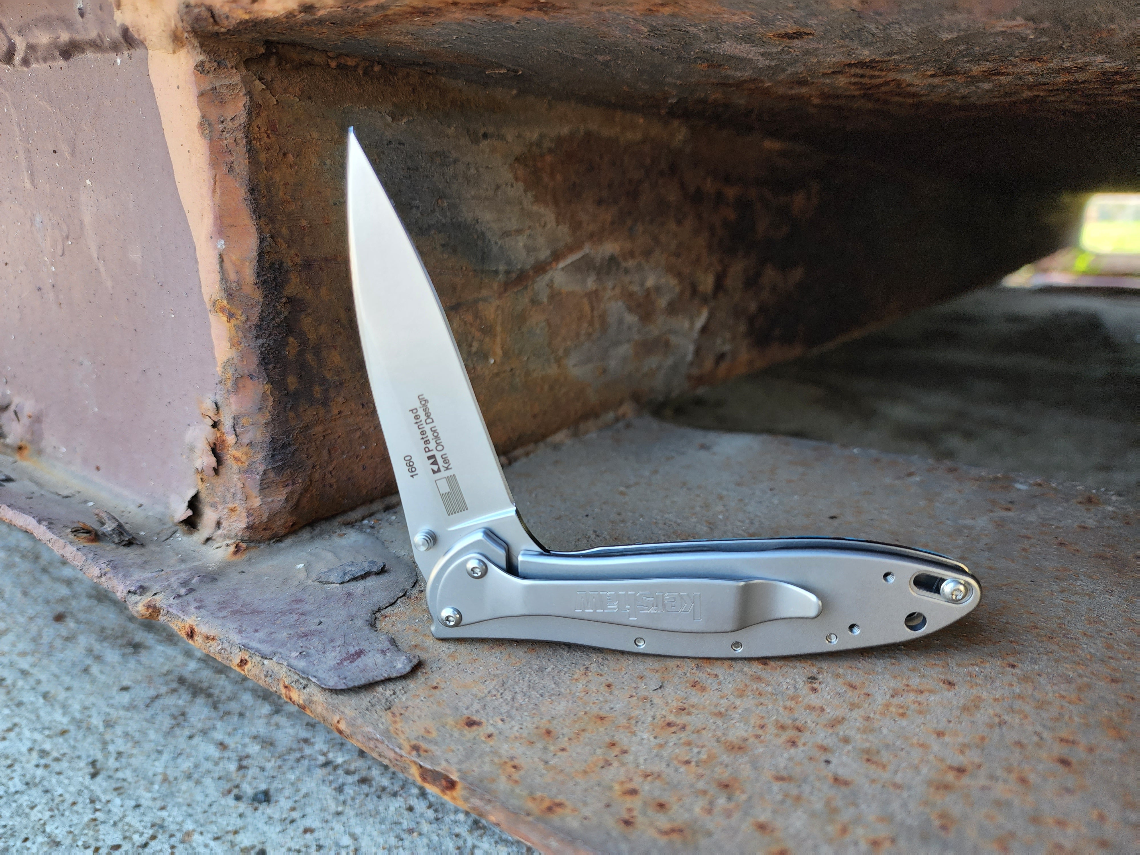 Lava Rock Bronze Mother of Pearl